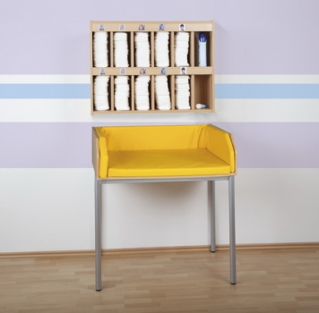 Wickelkommoden und Wickeltische für Kita und Krippen